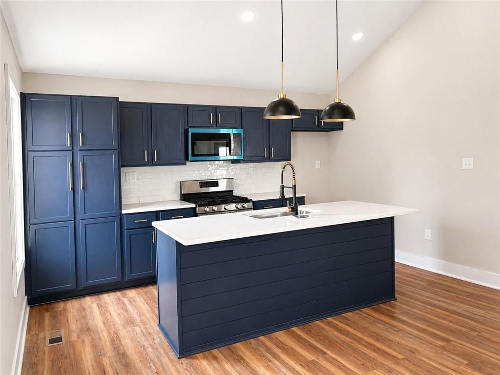 705 S Fairview Avenue — photo 11