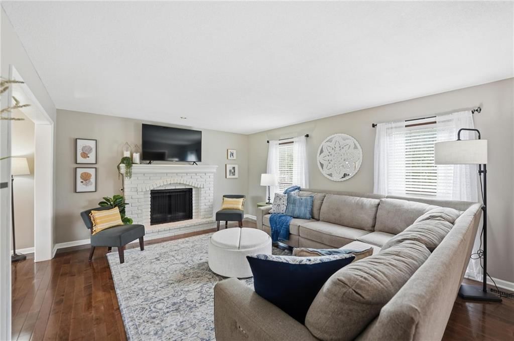 15107 W 83rd Terrace — photo 6
