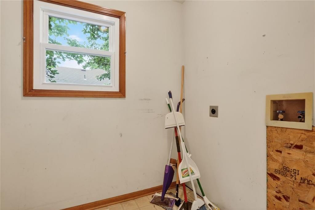 417 N Cherry Street — photo 10