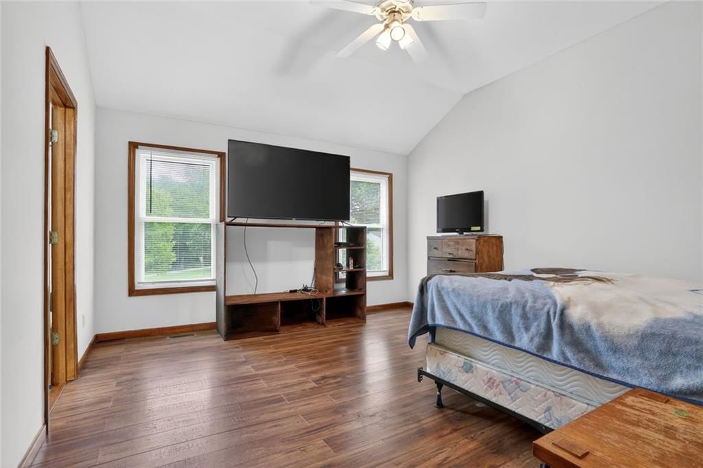 417 N Cherry Street — photo 11