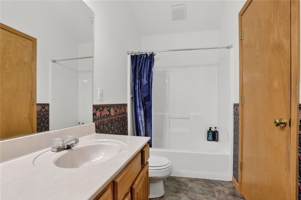 417 N Cherry Street — photo 13