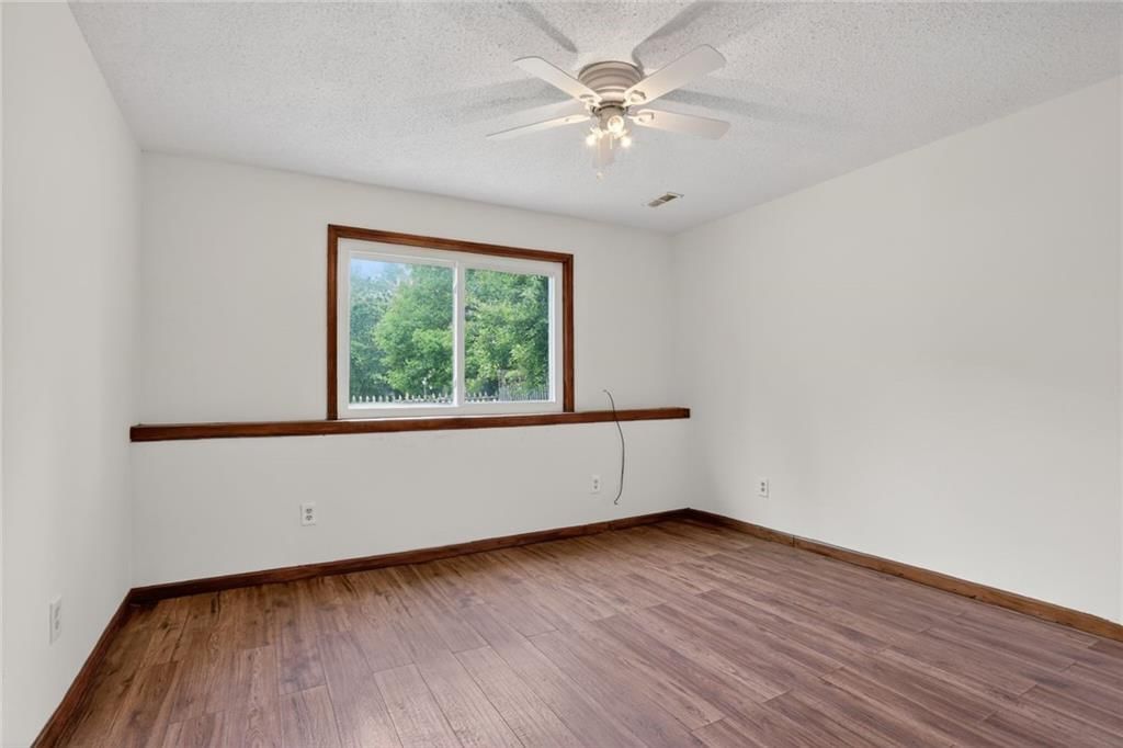 417 N Cherry Street — photo 19