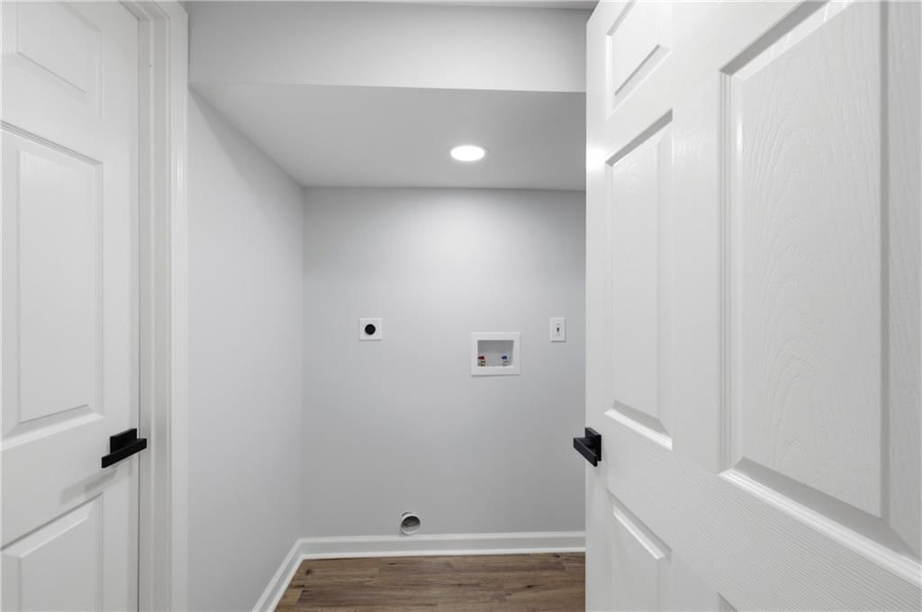 6518 Sterling Avenue — photo 27