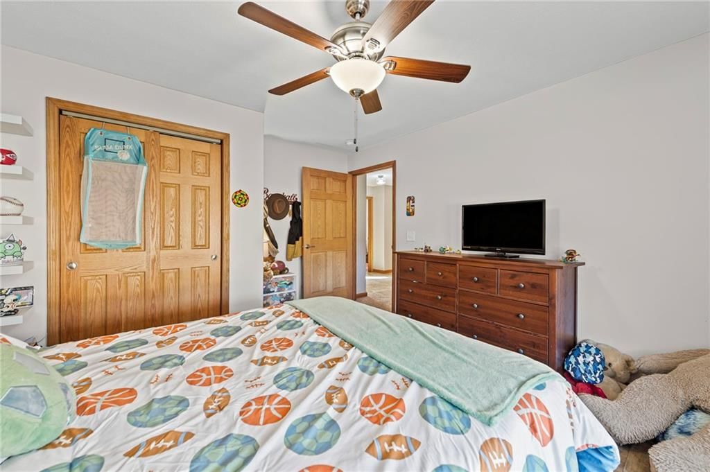 27455 Stephanie Lane — photo 29