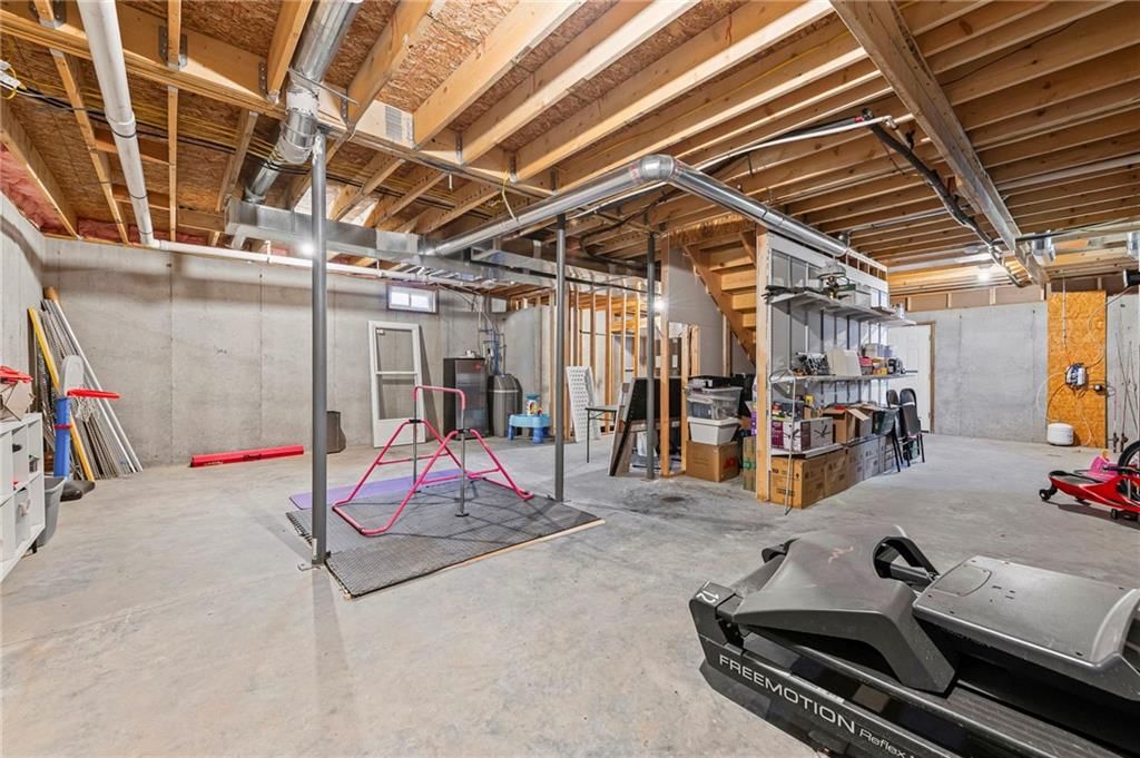 27455 Stephanie Lane — photo 32