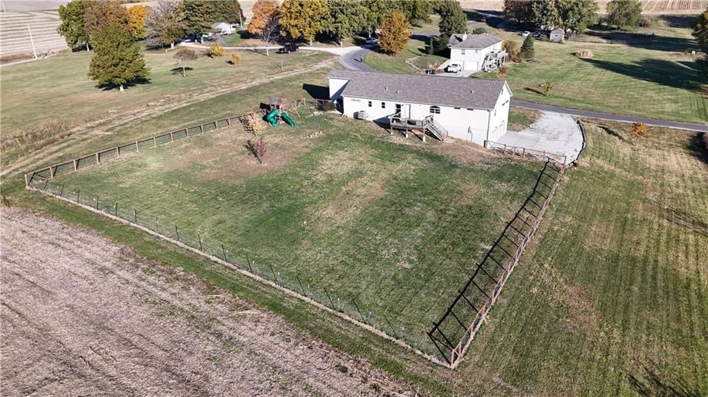27455 Stephanie Lane — photo 43
