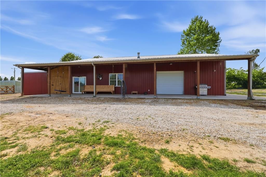 18411 Linwood Road — photo 49