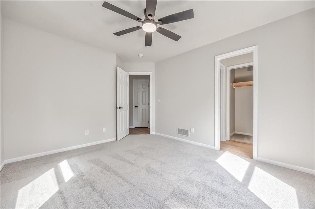 1172 WHITE OAK Lane — photo 36