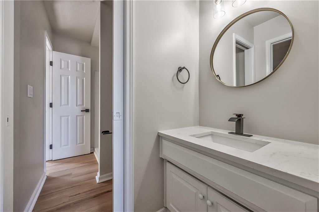 1172 WHITE OAK Lane — photo 38