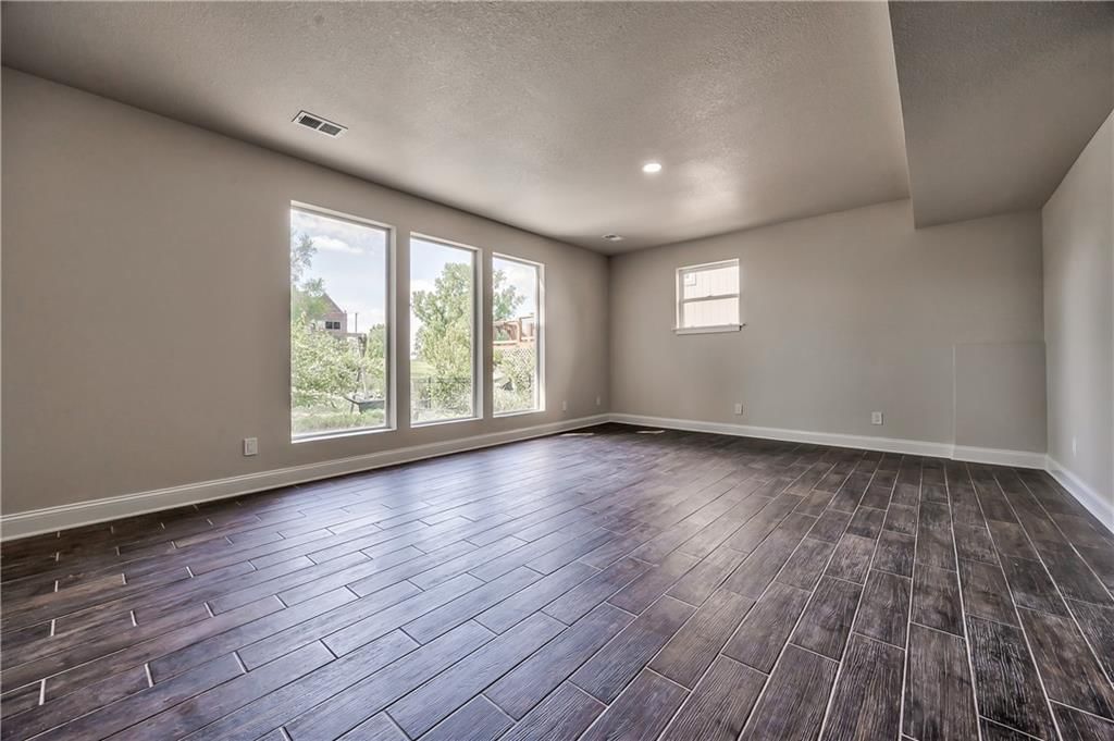 1172 WHITE OAK Lane — photo 45