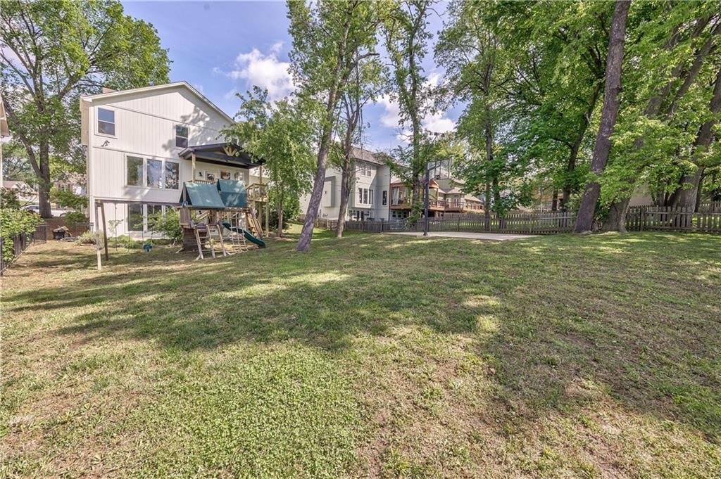 1172 WHITE OAK Lane — photo 61