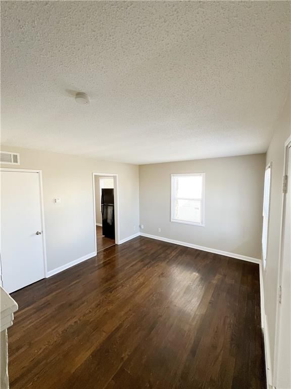 9512 Charlotte Street — photo 2