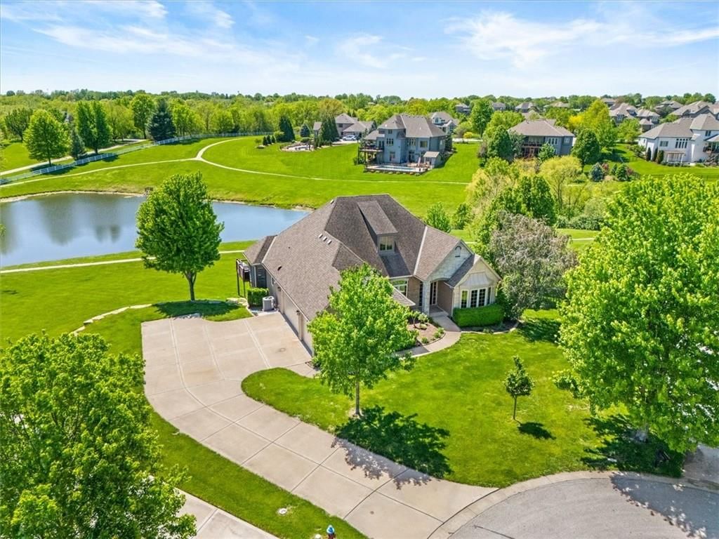 8070 Green Glades Court — photo 45