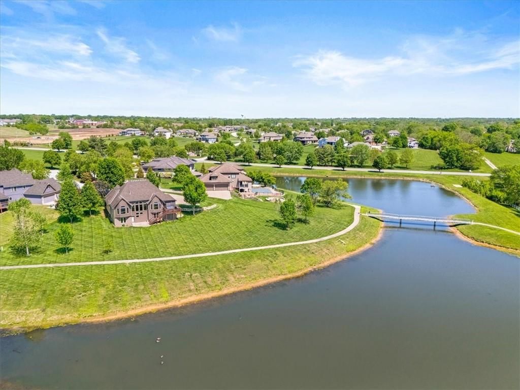 8070 Green Glades Court — photo 46