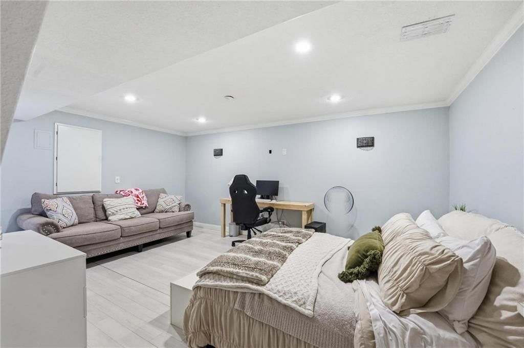 12902 S Hagan Street — photo 48