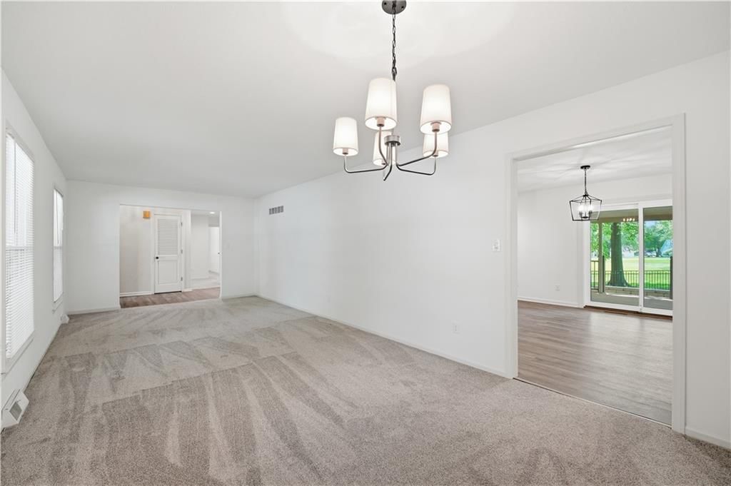 600 NE Golfview Drive — photo 9