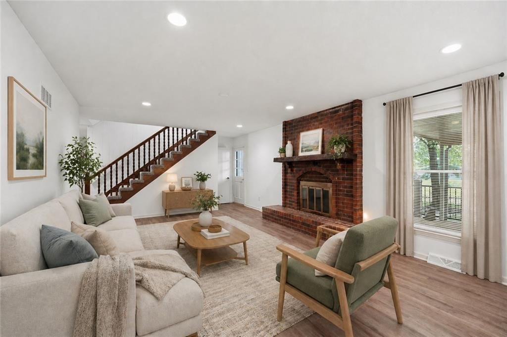 600 NE Golfview Drive — photo 12
