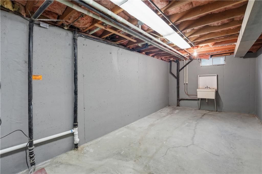 600 NE Golfview Drive — photo 42