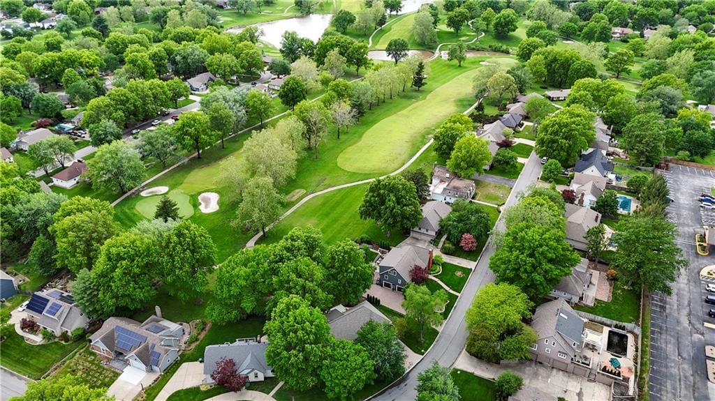 600 NE Golfview Drive — photo 50