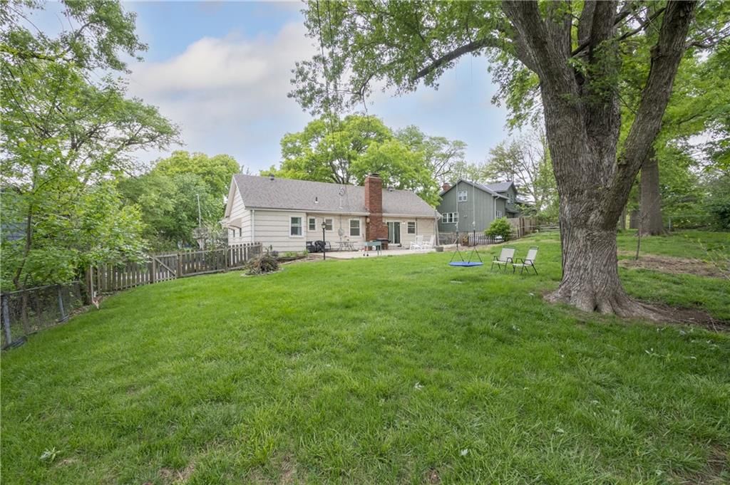 6807 NW Birch Lane — photo 6