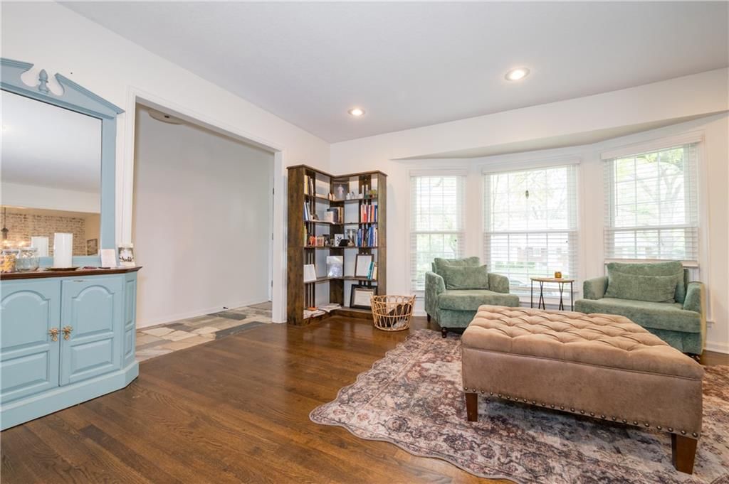 6807 NW Birch Lane — photo 8