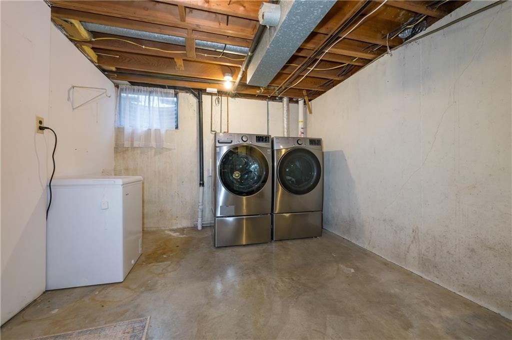 6807 NW Birch Lane — photo 41