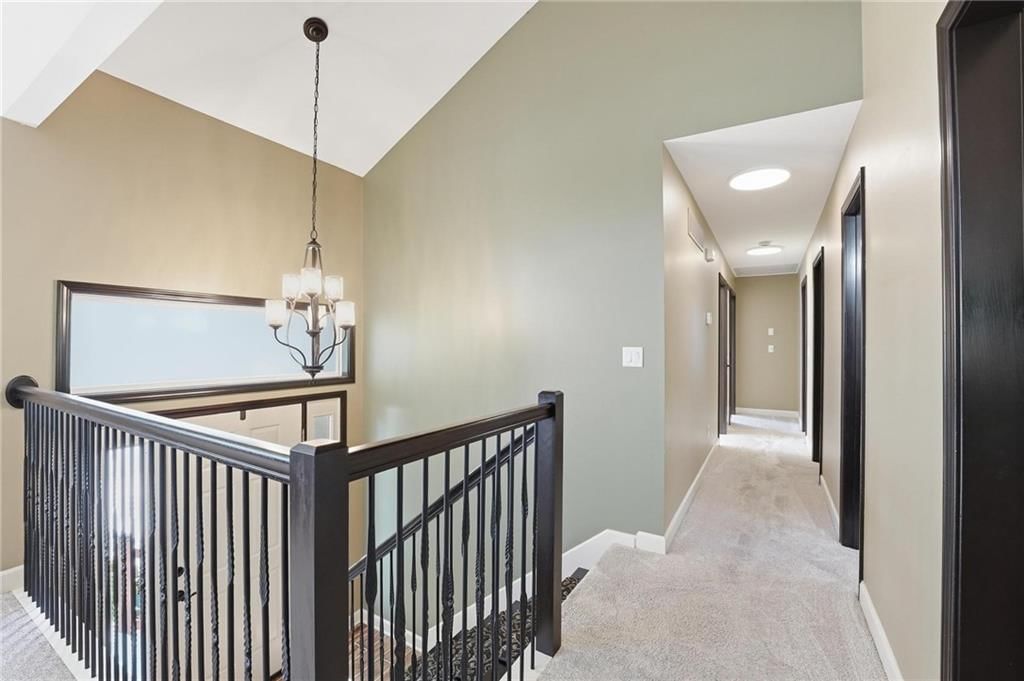 516 NE Topaz Drive — photo 21