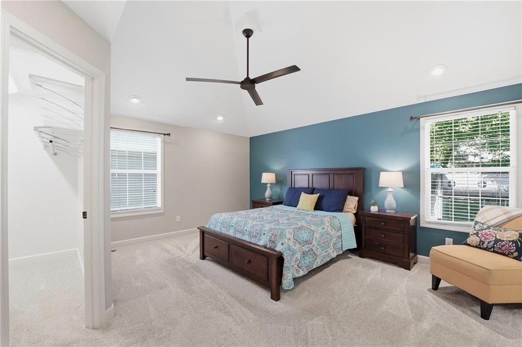 516 NE Topaz Drive — photo 22