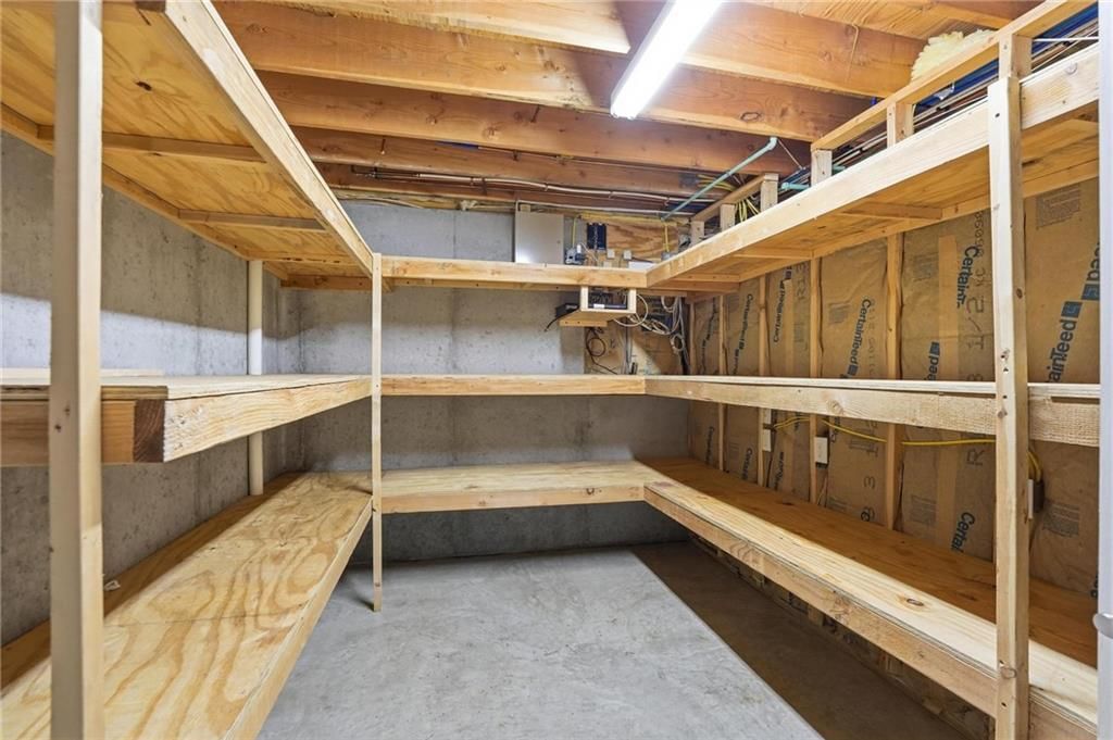516 NE Topaz Drive — photo 40