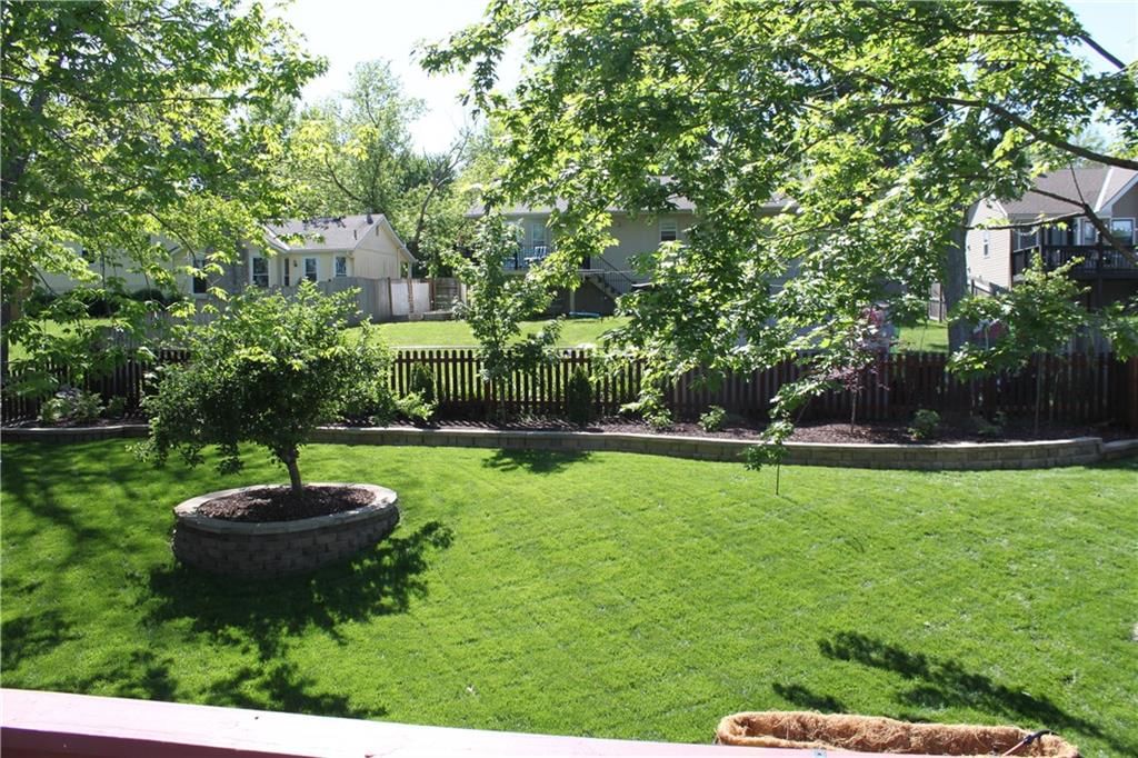 516 NE Topaz Drive — photo 63
