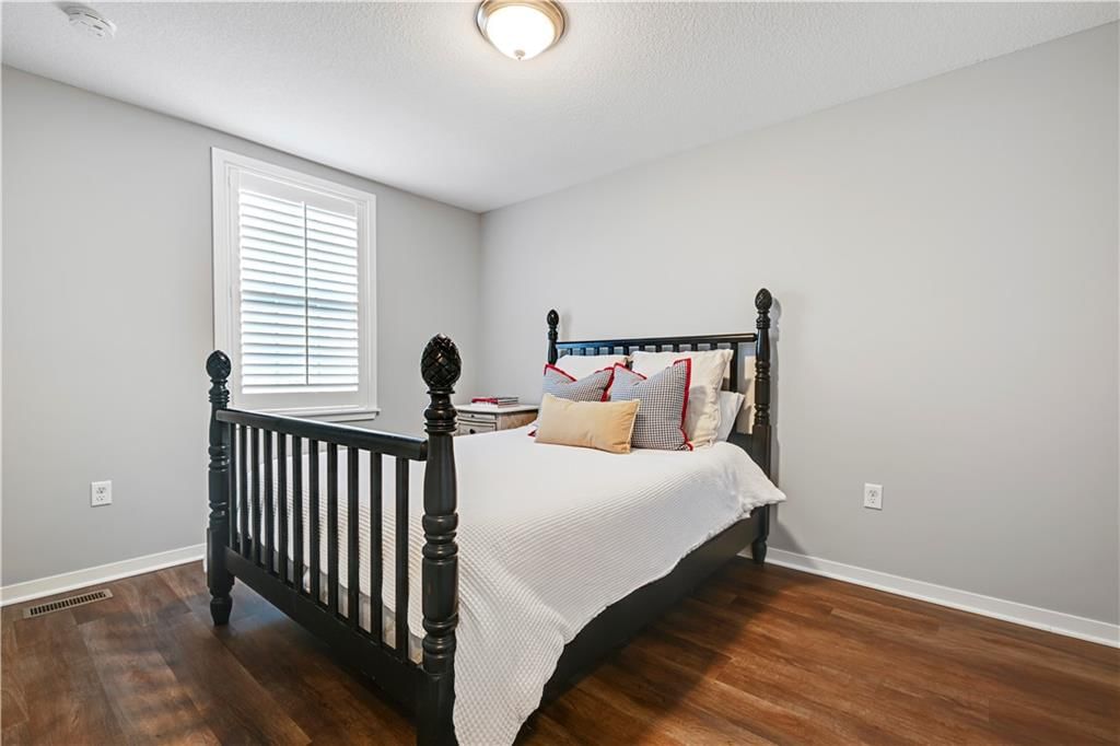 16059 Fontana Street — photo 13