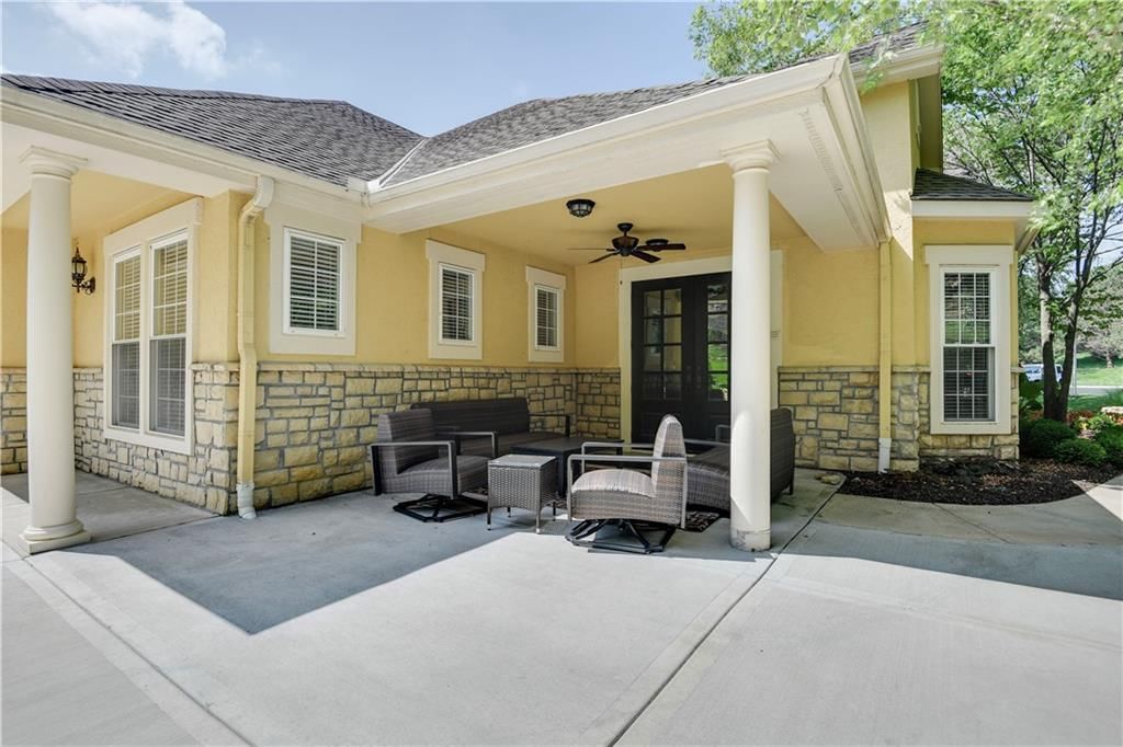 16059 Fontana Street — photo 24