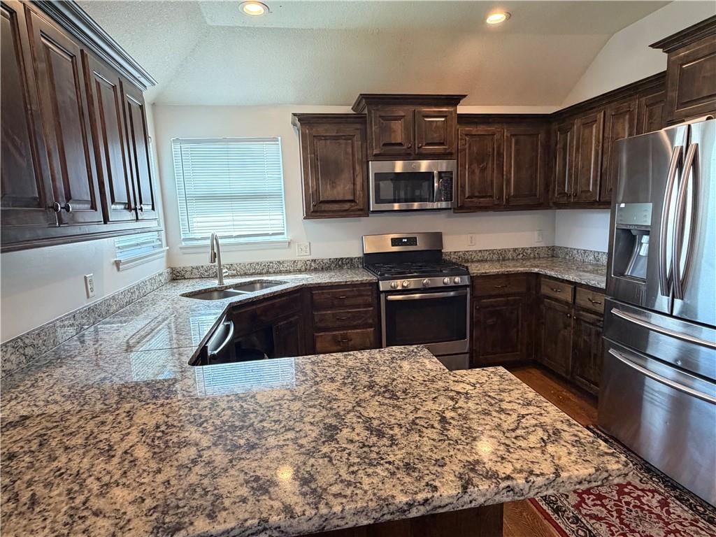 11219 Kimball Avenue — photo 12