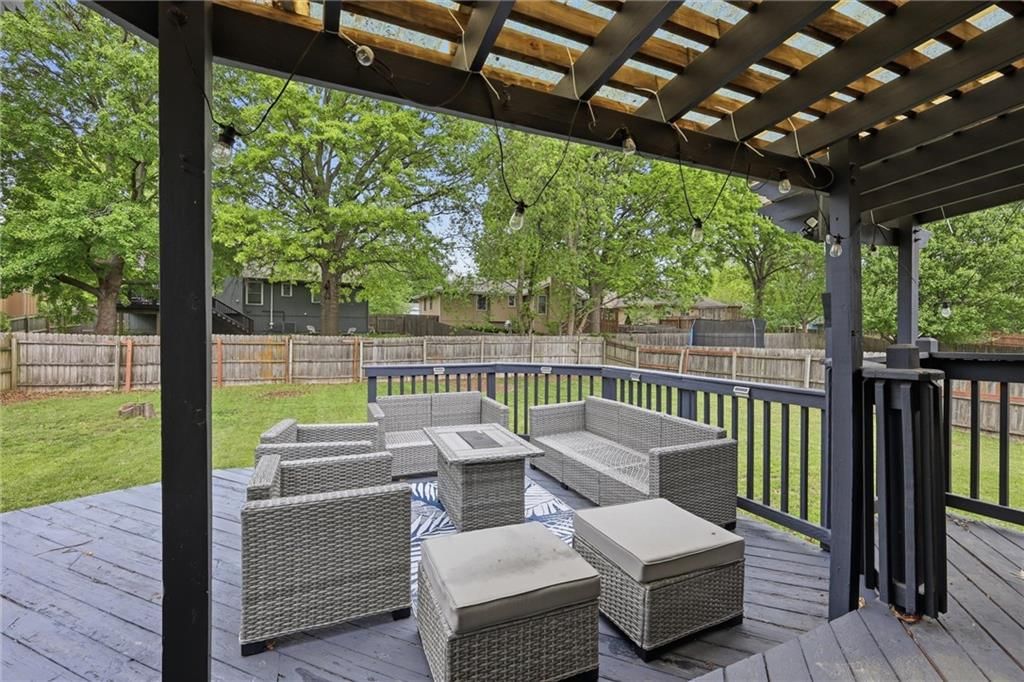 312 SE Onyx Drive — photo 35