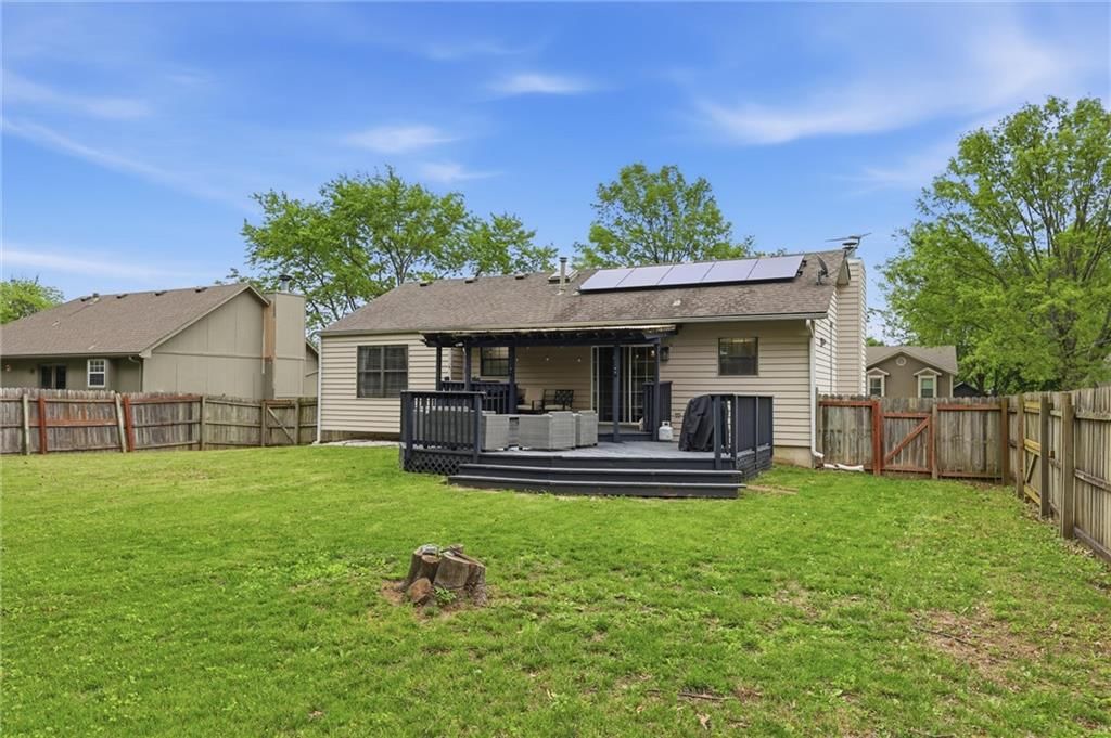 312 SE Onyx Drive — photo 38