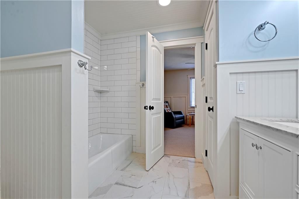 12321 Fairway Road — photo 41