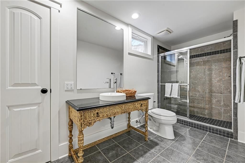 12321 Fairway Road — photo 58