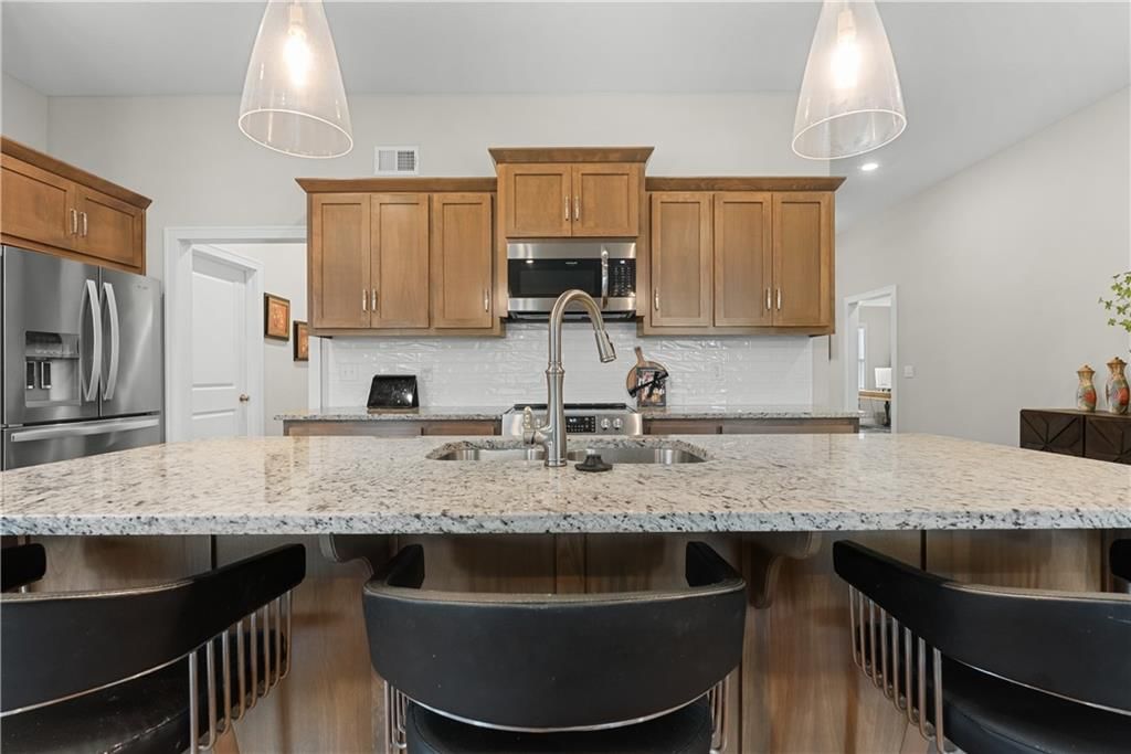 202 NW Joshua Drive — photo 10