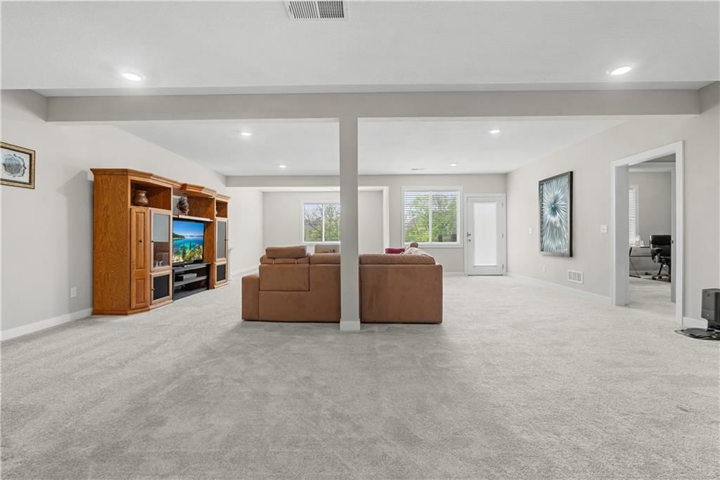 202 NW Joshua Drive — photo 26