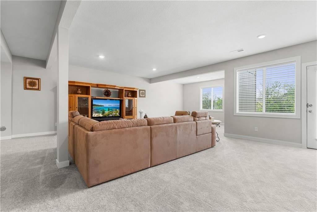 202 NW Joshua Drive — photo 27