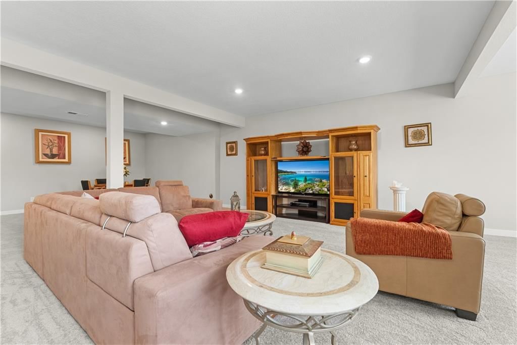 202 NW Joshua Drive — photo 28