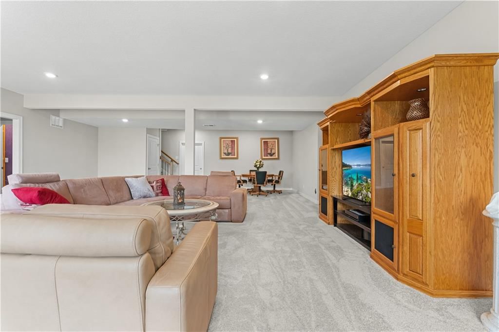 202 NW Joshua Drive — photo 31
