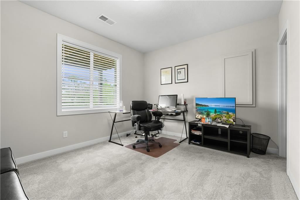 202 NW Joshua Drive — photo 32