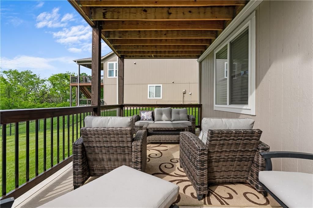 202 NW Joshua Drive — photo 34