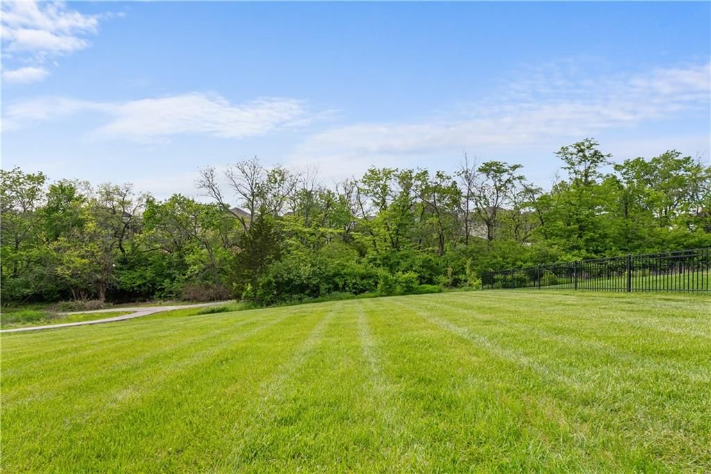 202 NW Joshua Drive — photo 35