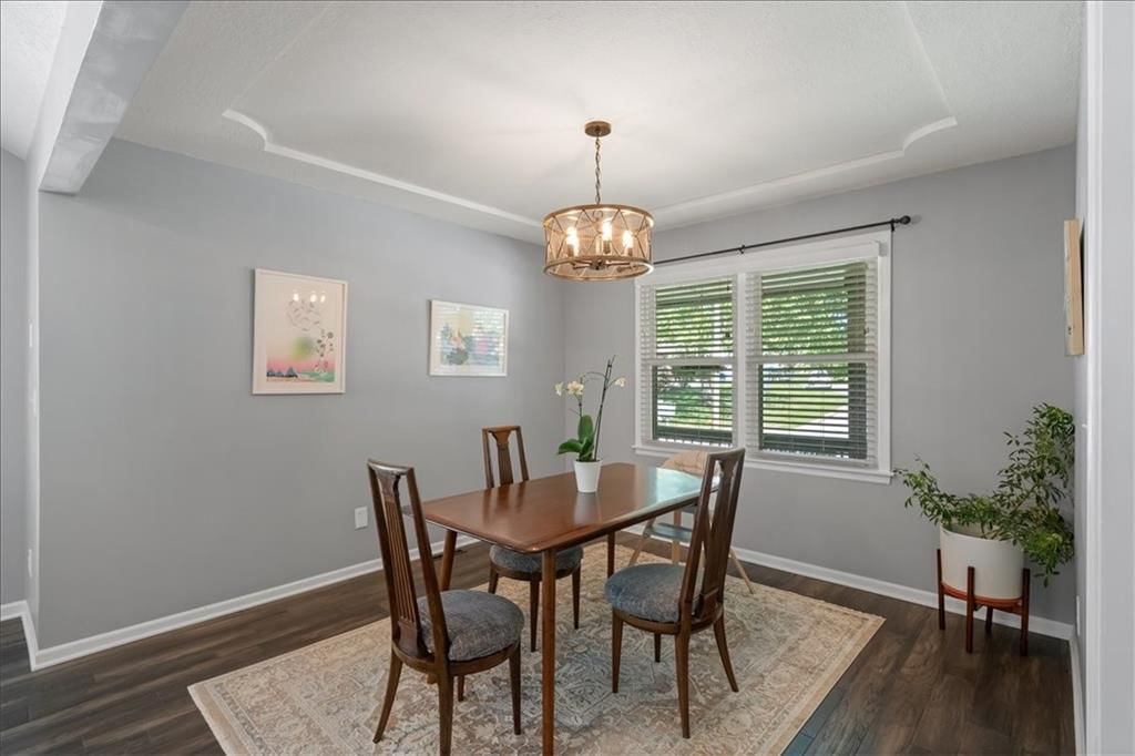 300 SE Brownfield Drive — photo 8