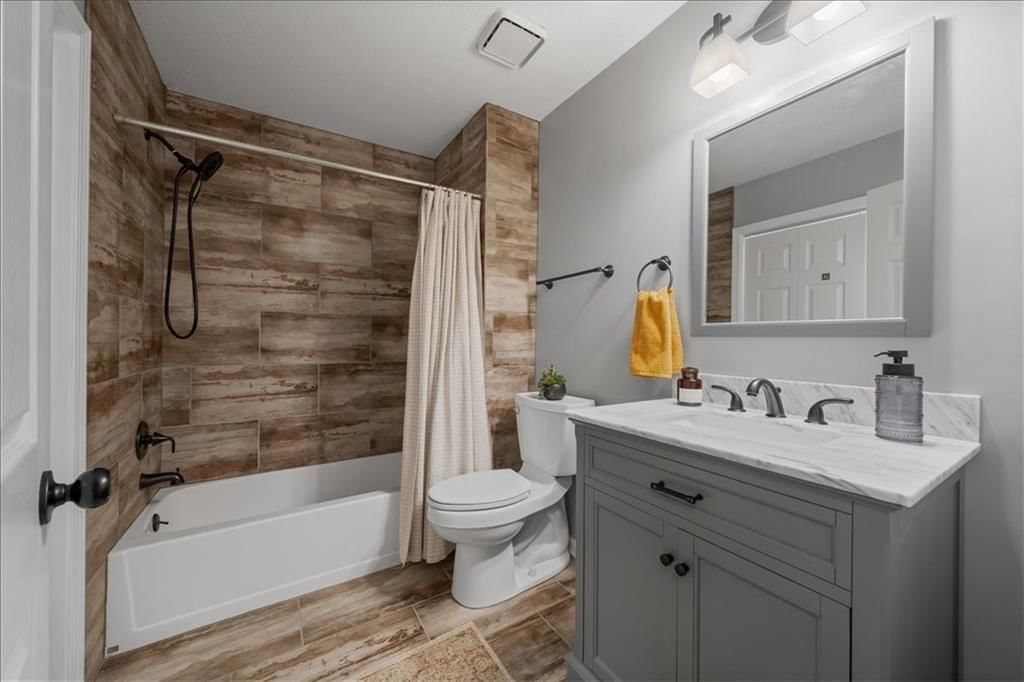 300 SE Brownfield Drive — photo 20