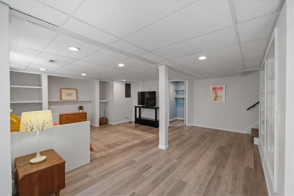 300 SE Brownfield Drive — photo 22