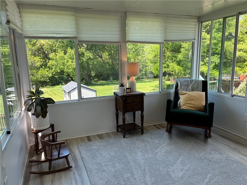 300 SE Brownfield Drive — photo 27