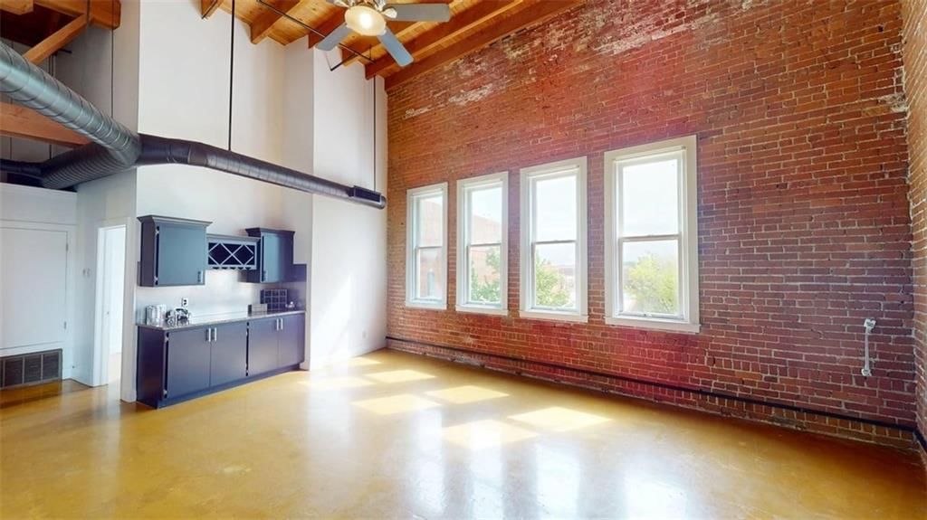 510 Delaware Street — photo 9